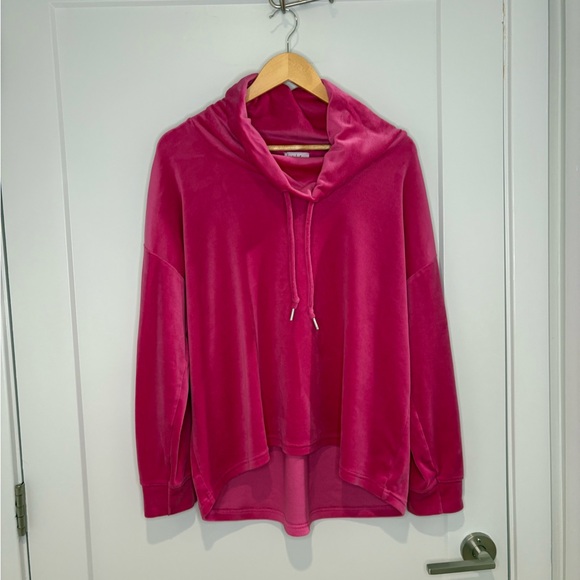 Nicole Miller Sweaters - Nicole Miller High Neck Pullover Fuchsia Velvet Comfort Scoop Neck Sweater
